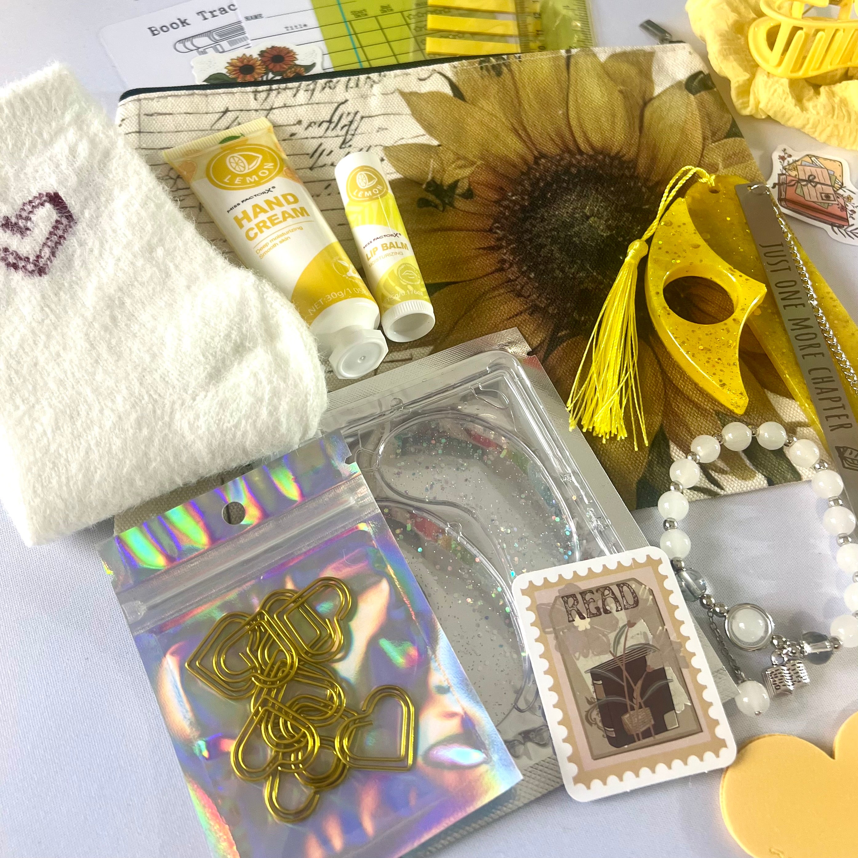 YELLOW BOOKISH BUNDLE 💛 Stationery, Bookish, Cosy (Select Your Size)