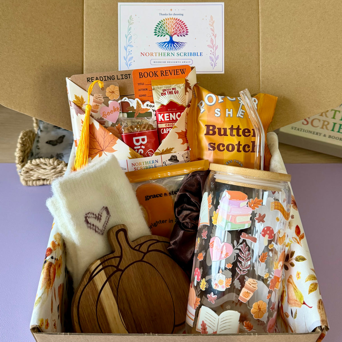 BLIND DATE WITH A BOOK (Autumnal Gift Box)